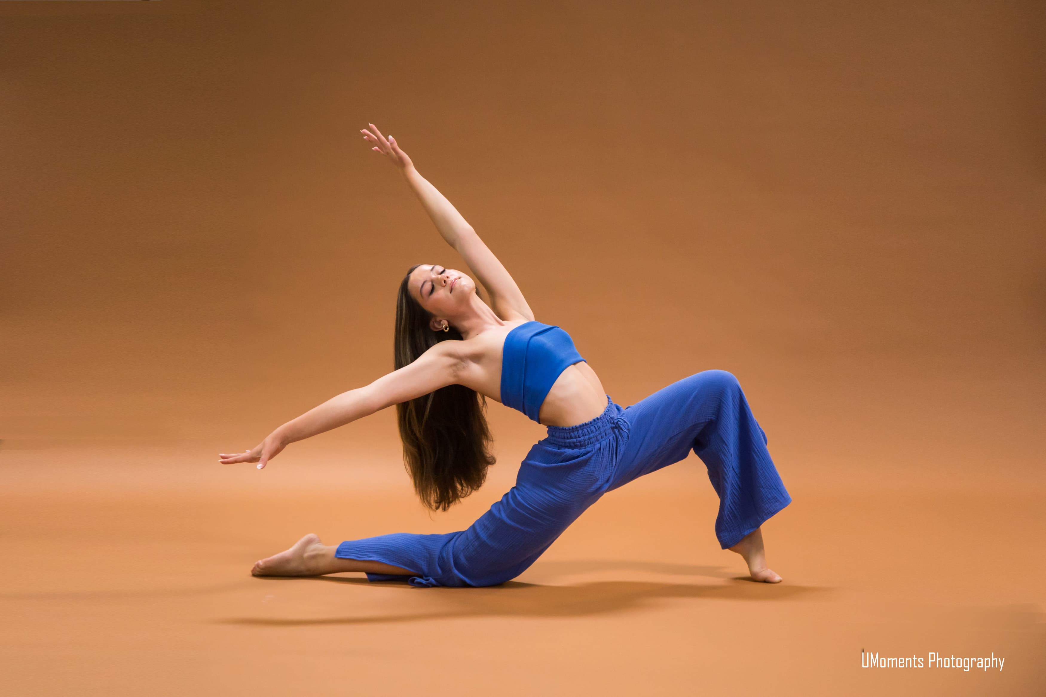 Jazz and contemporary students in class